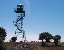 Torre para controlar incendios